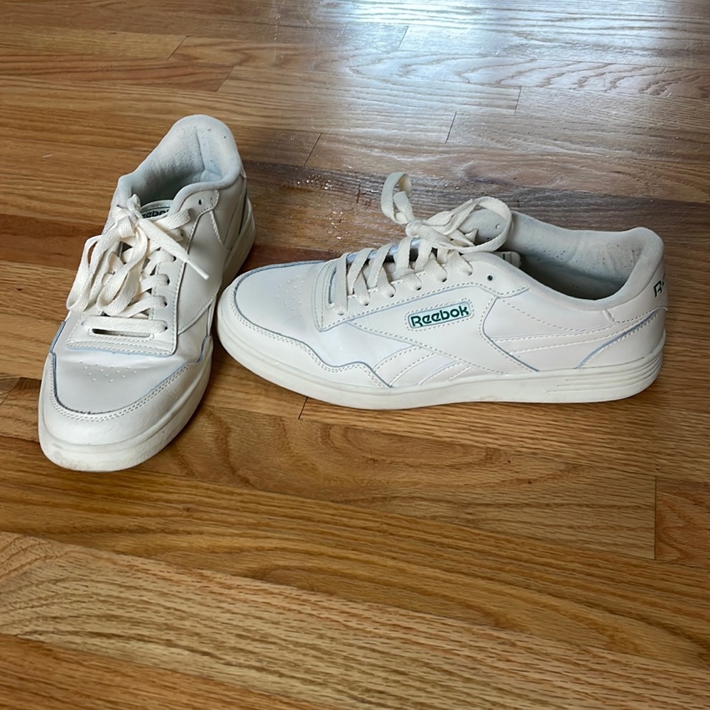 Reebok men’s shoes size 8.5